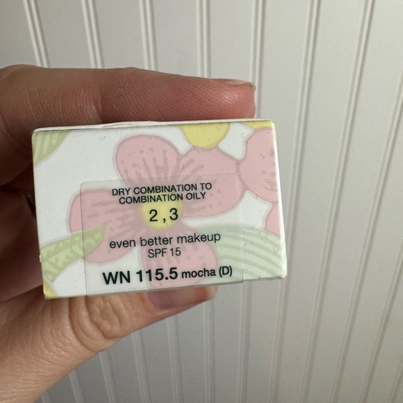 Clinique Even Better Broad Spectrum SPF15 Foundation NIB Mocha 115.5 - Picture 3 of 5